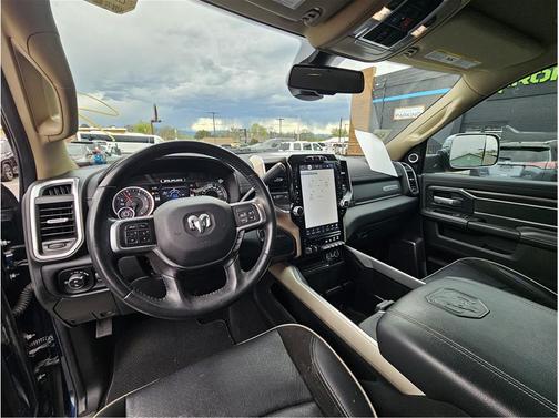 Patriot Blue Pearlcoat 2022 RAM 2500 Laramie Crew Cab 4x4 6'4' Box