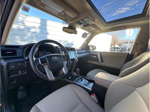 2022 Toyota 4Runner SR5 Premium