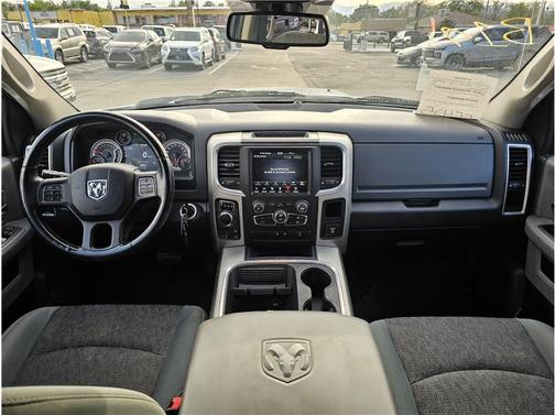 Bright White Clearcoat 2020 RAM 1500 Classic Warlock Quad Cab 4x4 6'4' Box