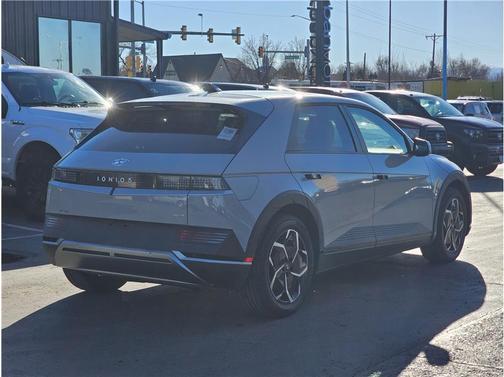 2024 Hyundai IONIQ 5 SEL