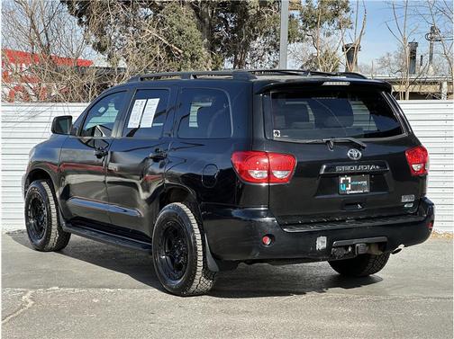 2017 Toyota Sequoia SR5