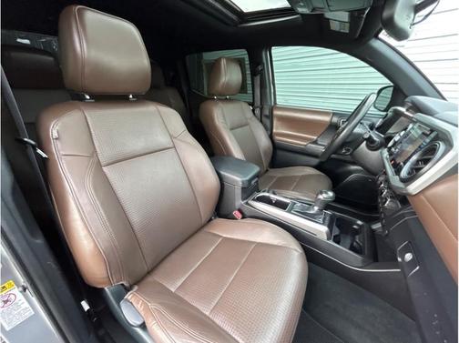 2016 Toyota Tacoma Limited