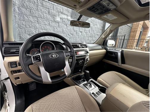 Blizzard Pearl 2012 Toyota 4Runner SR5