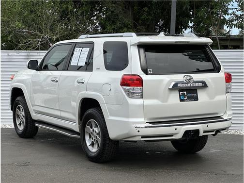 Blizzard Pearl 2012 Toyota 4Runner SR5