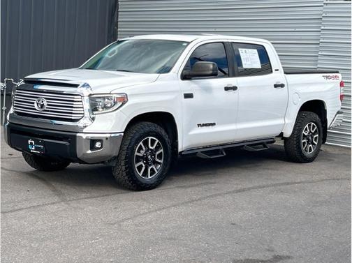 2018 Toyota Tundra SR5