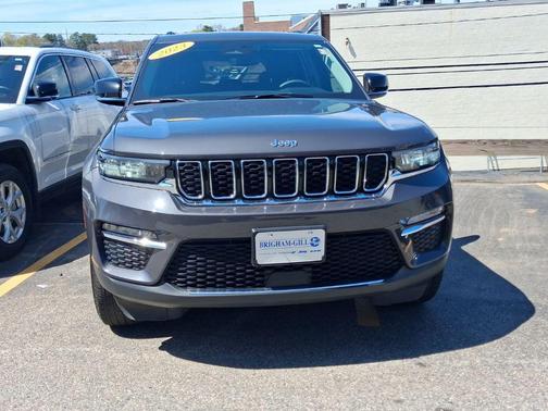Gray Metallic 2023 Jeep Grand Cherokee Limited