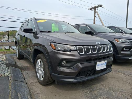 Granite Crystal Metallic Clearcoat 2022 Jeep Compass Latitude