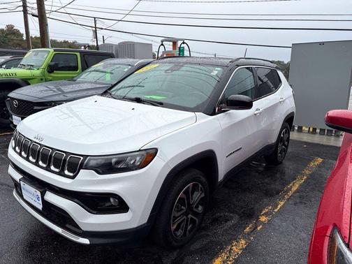 Bright White Clearcoat 2022 Jeep Compass Limited