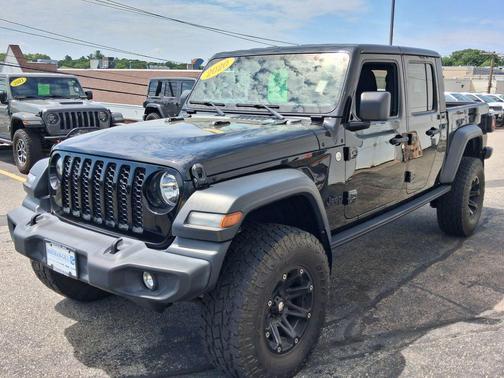 Black Clearcoat 2020 Jeep Gladiator Sport