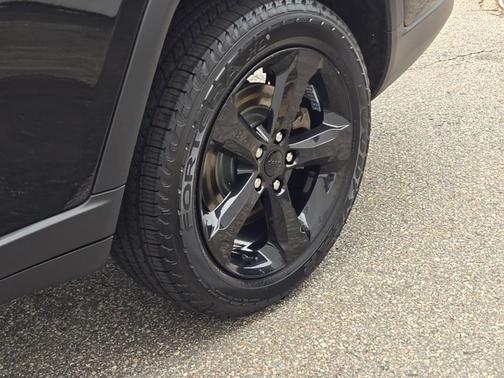 Diamond Black 2023 Jeep Grand Cherokee L Limited