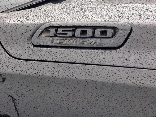 Diamond Black 2019 RAM 1500 Big Horn