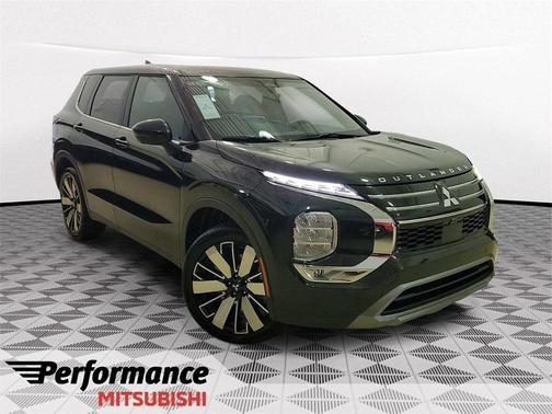 2025 Mitsubishi Outlander SE