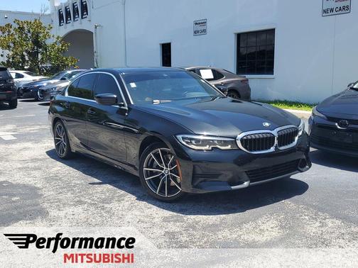 Black Sapphire Metallic 2020 BMW 330 i