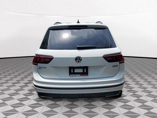Pure White 2021 Volkswagen Tiguan 2.0T SE R-Line Black