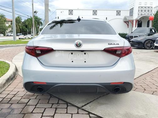 2021 Alfa Romeo Giulia Ti