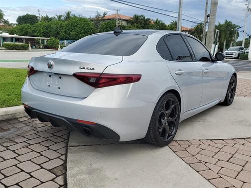 2021 Alfa Romeo Giulia Ti