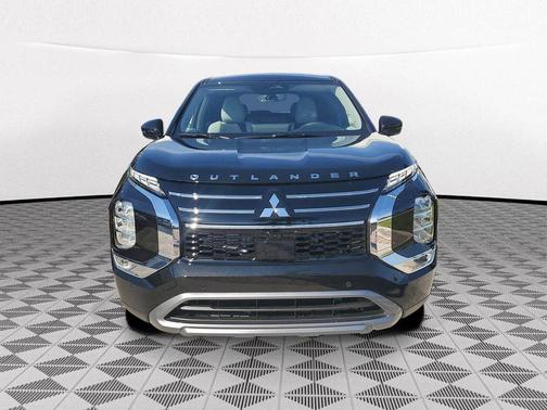 Black Diamond 2026 Mitsubishi Outlander SE