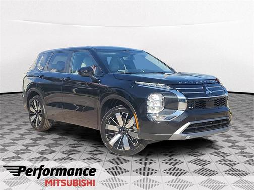 2026 Mitsubishi Outlander SE