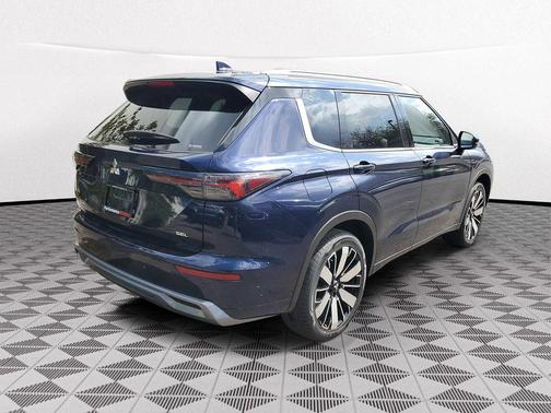 2026 Mitsubishi Outlander SEL