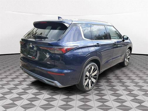 2026 Mitsubishi Outlander SEL