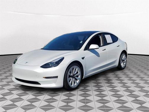 2021 Tesla Model 3 Standard Range Plus