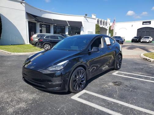 2024 Tesla Model Y Performance