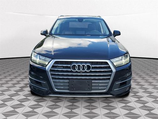 2019 Audi Q7 55 Premium Plus