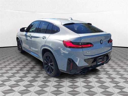 2022 BMW X4 M40i
