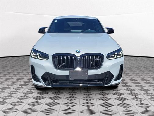 2022 BMW X4 M40i