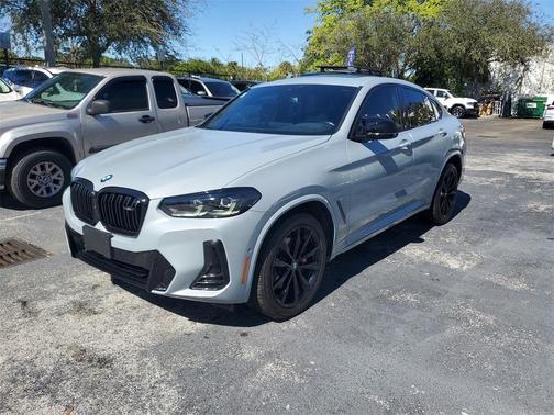 2022 BMW X4 M40i