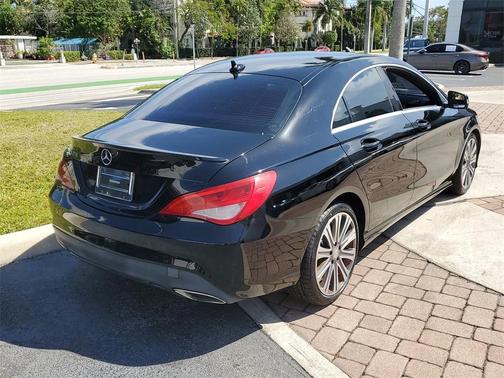 2017 Mercedes-Benz CLA 250 Base