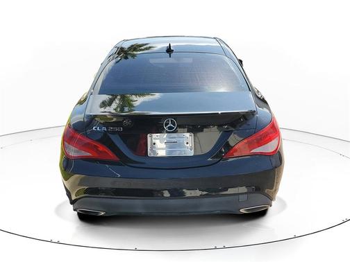 2017 Mercedes-Benz CLA 250 Base