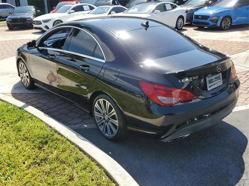 2017 Mercedes-Benz CLA 250 Base