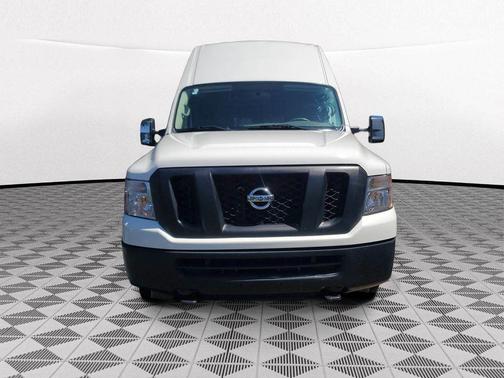 Glacier White 2021 Nissan NV Cargo NV2500 HD SV V6/SV V8