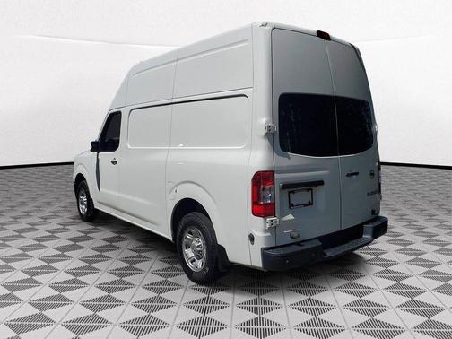 Glacier White 2021 Nissan NV Cargo NV2500 HD SV V6/SV V8