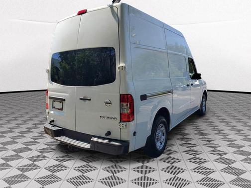 Glacier White 2021 Nissan NV Cargo NV2500 HD SV V6/SV V8