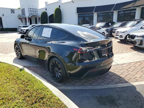 2024 Tesla Model Y Performance