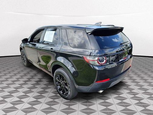 Santorini Black 2018 Land Rover Discovery Sport SE