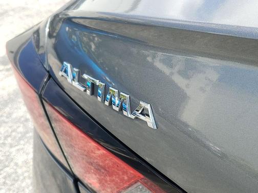 Gun Metallic 2022 Nissan Altima 2.5 SV