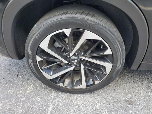 2022 Mitsubishi Outlander SEL