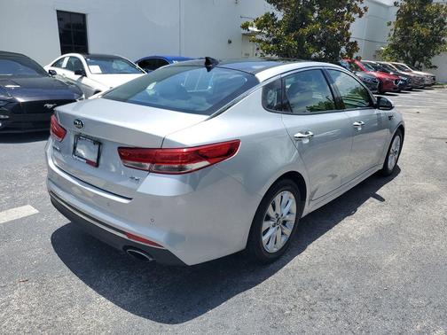 Sparkling Silver 2018 Kia Optima EX