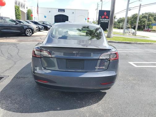 2019 Tesla Model 3 Performance