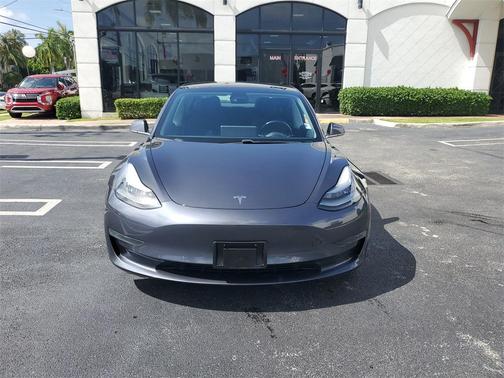 2019 Tesla Model 3 Performance