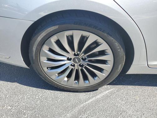 2017 Genesis G90 3.3T Premium