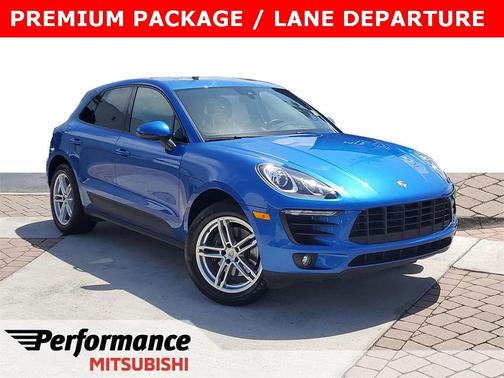 2017 Porsche Macan Base