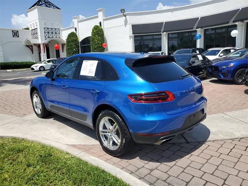 2017 Porsche Macan Base