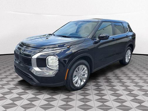 2026 Mitsubishi Outlander ES