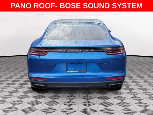 2017 Porsche Panamera 4