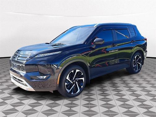 2022 Mitsubishi Outlander SE