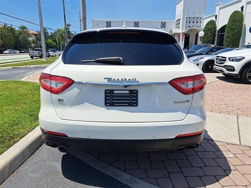 2018 Maserati Levante Base